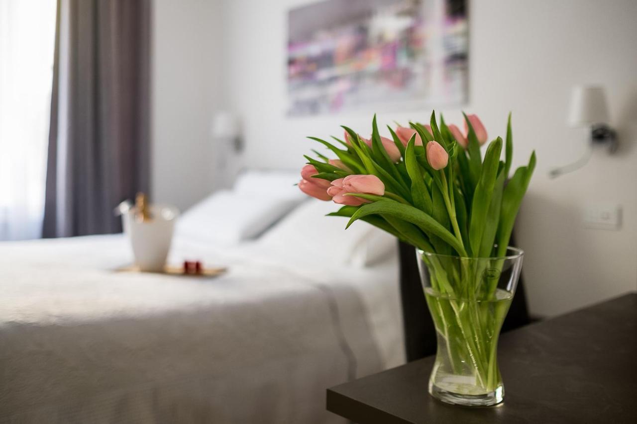 B&B Galleria Cavour Bologna Luaran gambar