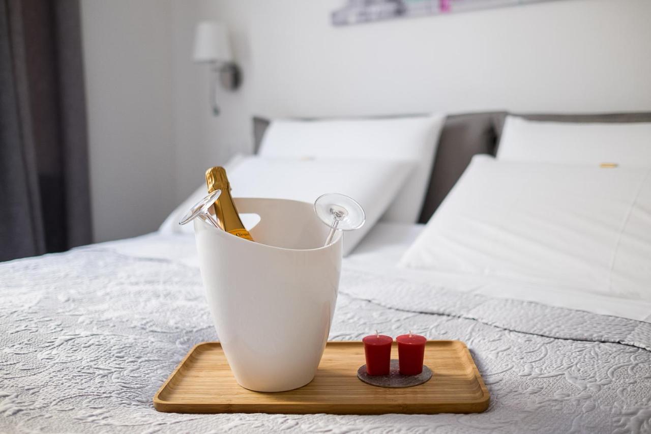 B&B Galleria Cavour Bologna Luaran gambar